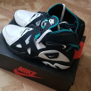Nike Air Unlimited